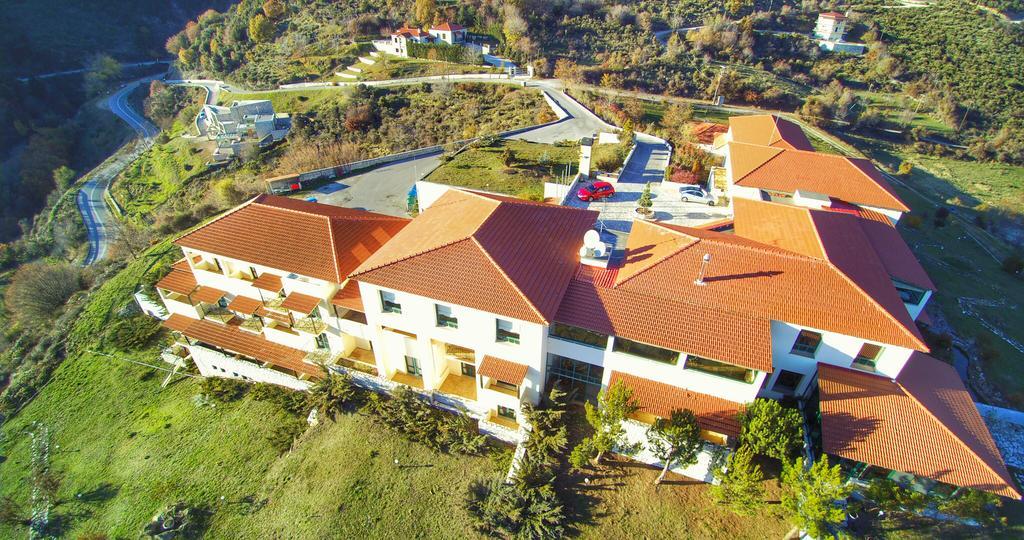 Avaris Hotel Karpenísion Zewnętrze zdjęcie